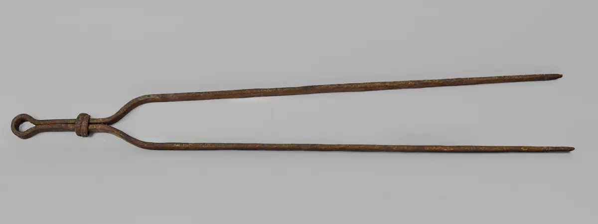 Pliers