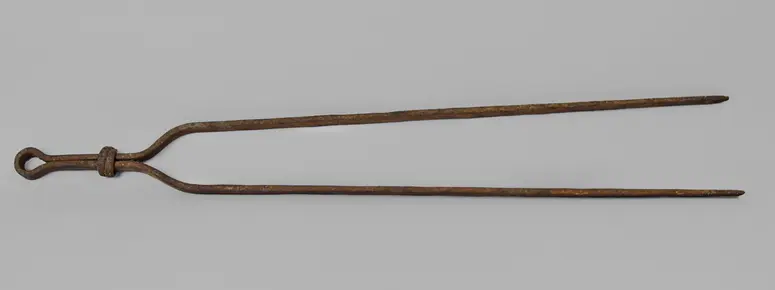 Pliers