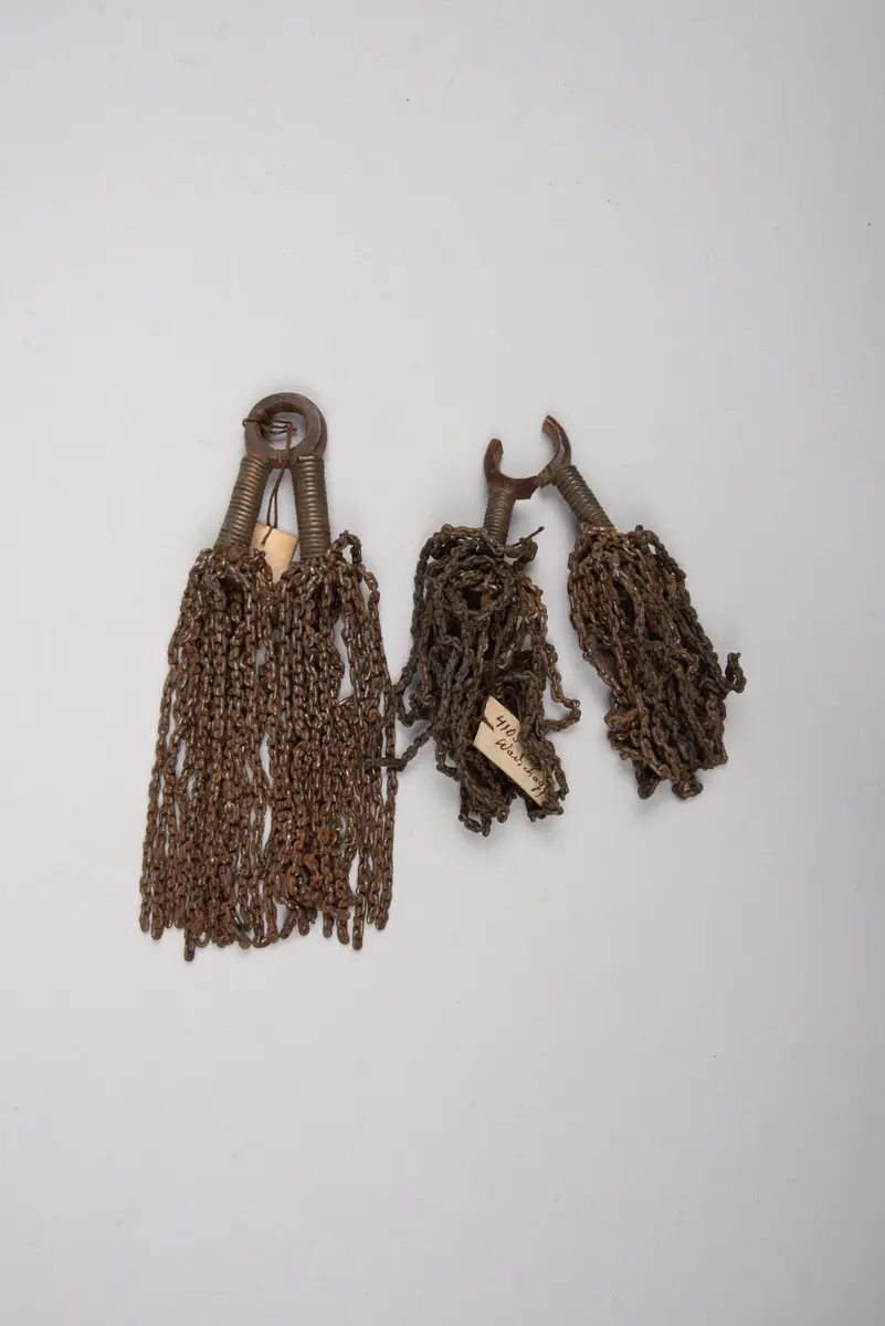 Paar Ohrschmuck (beschädigt)