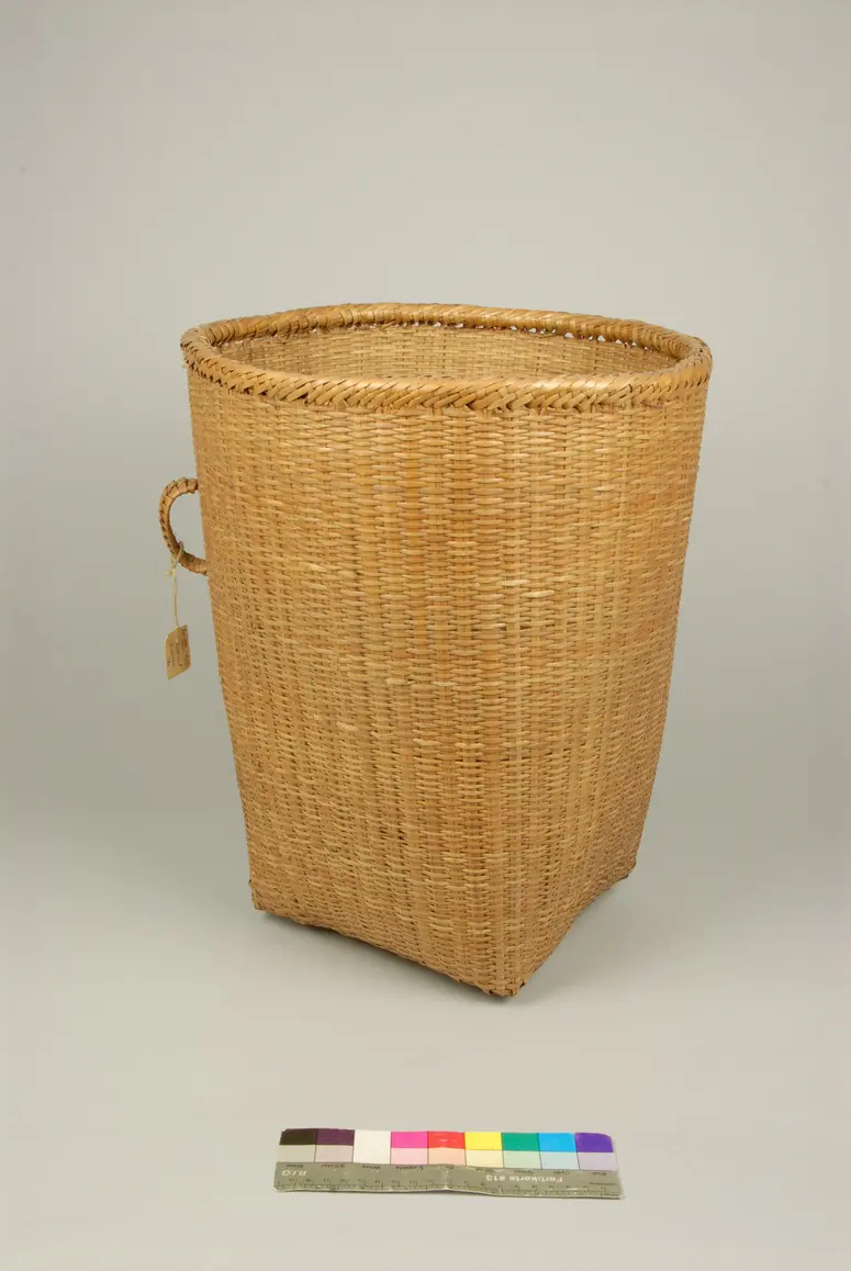 Hamper