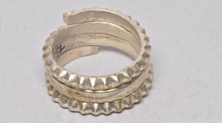 Fingerring
