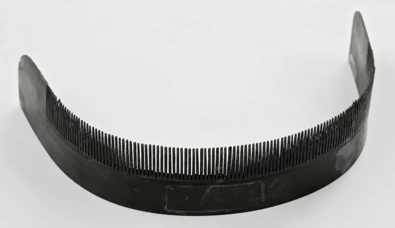 Comb