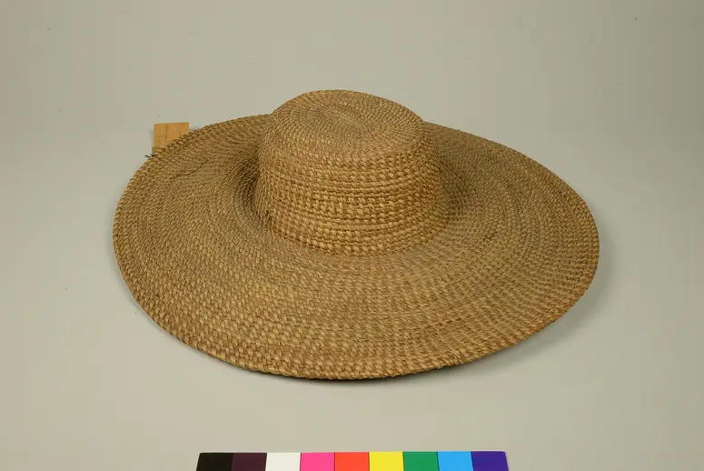 Kopfbedeckung