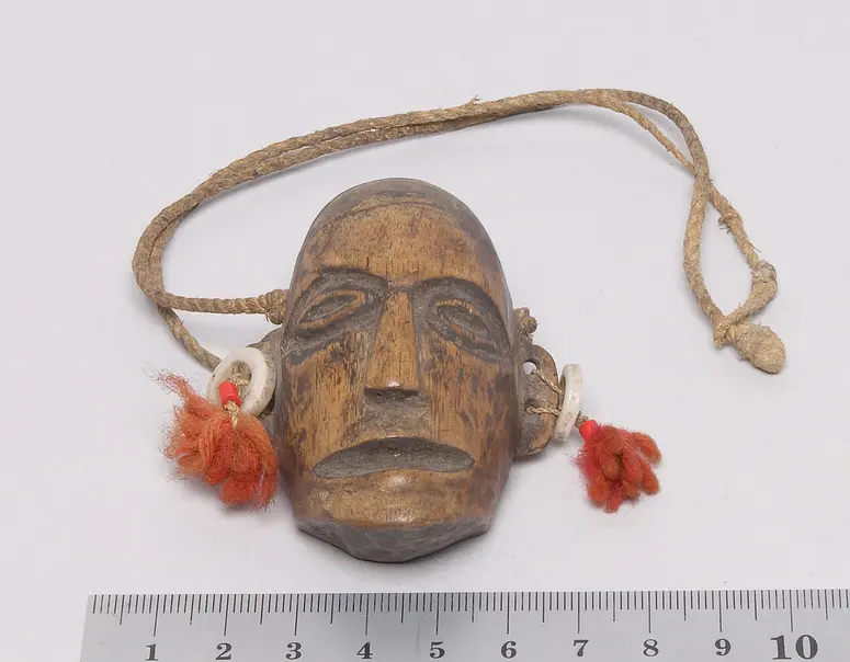 Brustschmuck