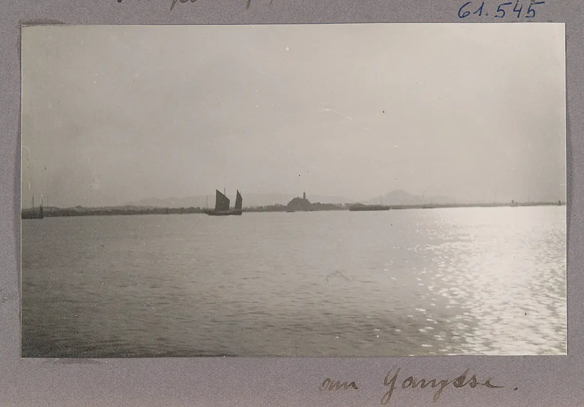 Zhenjiang 镇江, Jiangsu Provinz . Am Yangtse