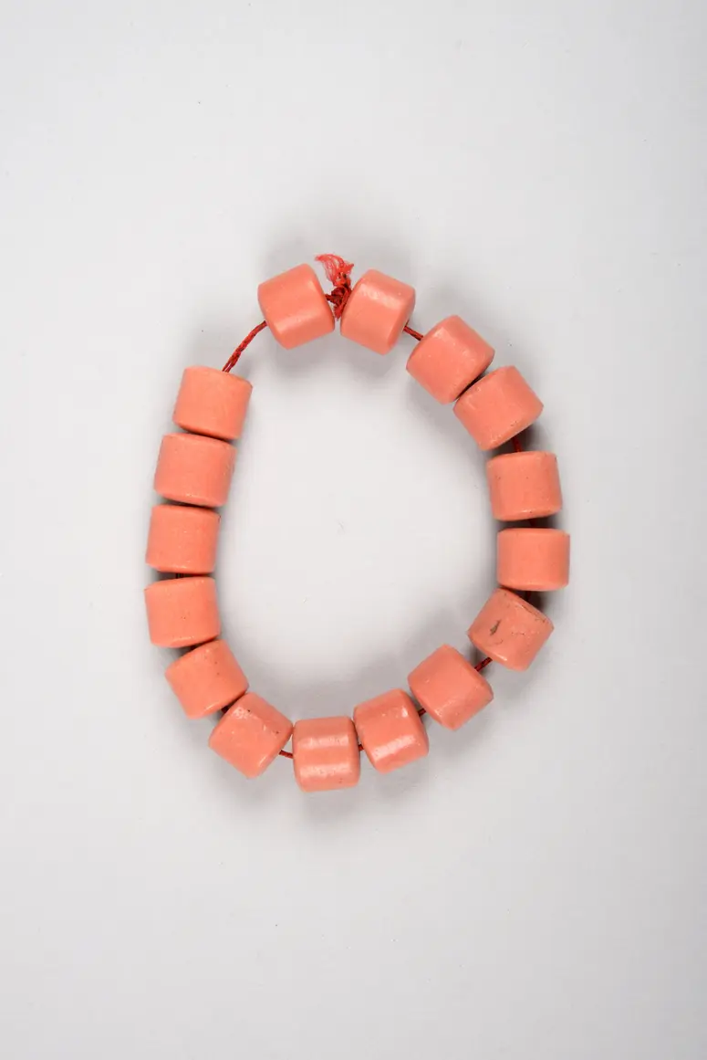 Armband aus Korallenimitat (Set mit Halskette 179.988 a und Armband 179.988 c)
