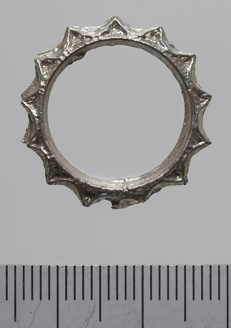 Ring