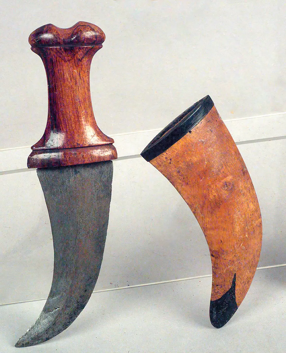 Dagger with scabbard