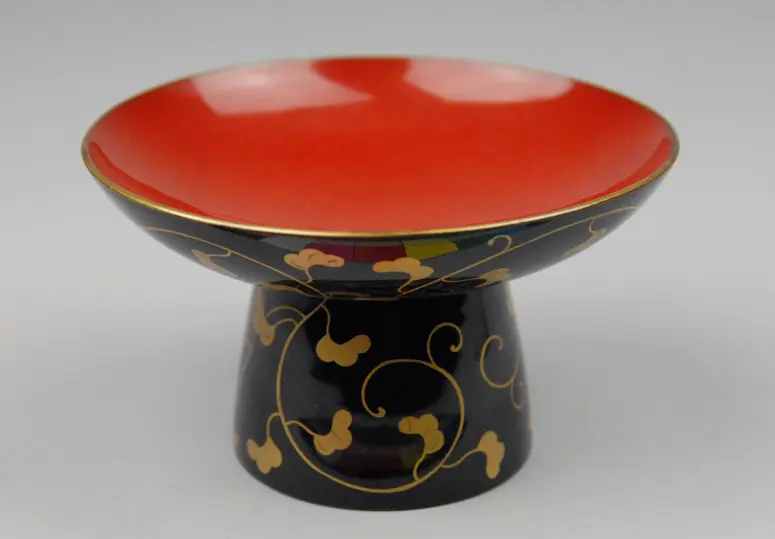 Serving tray
