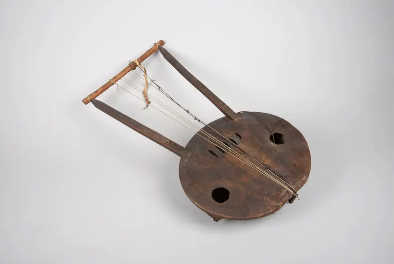 Instrument: Laute