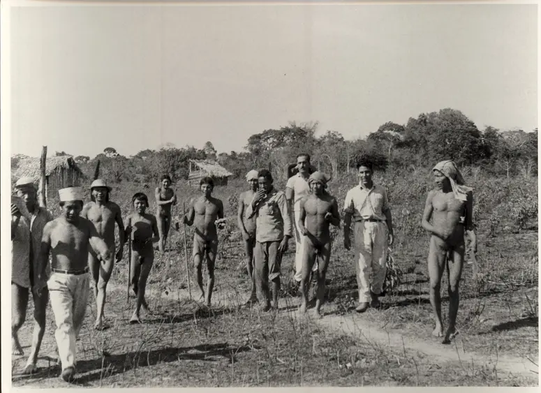 Besuch der Indios beim Indianerschutzdienst (Funai)
