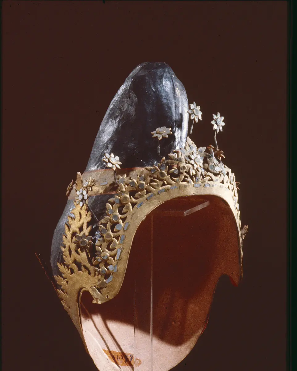 Kopfschmuck eines Schauspielers