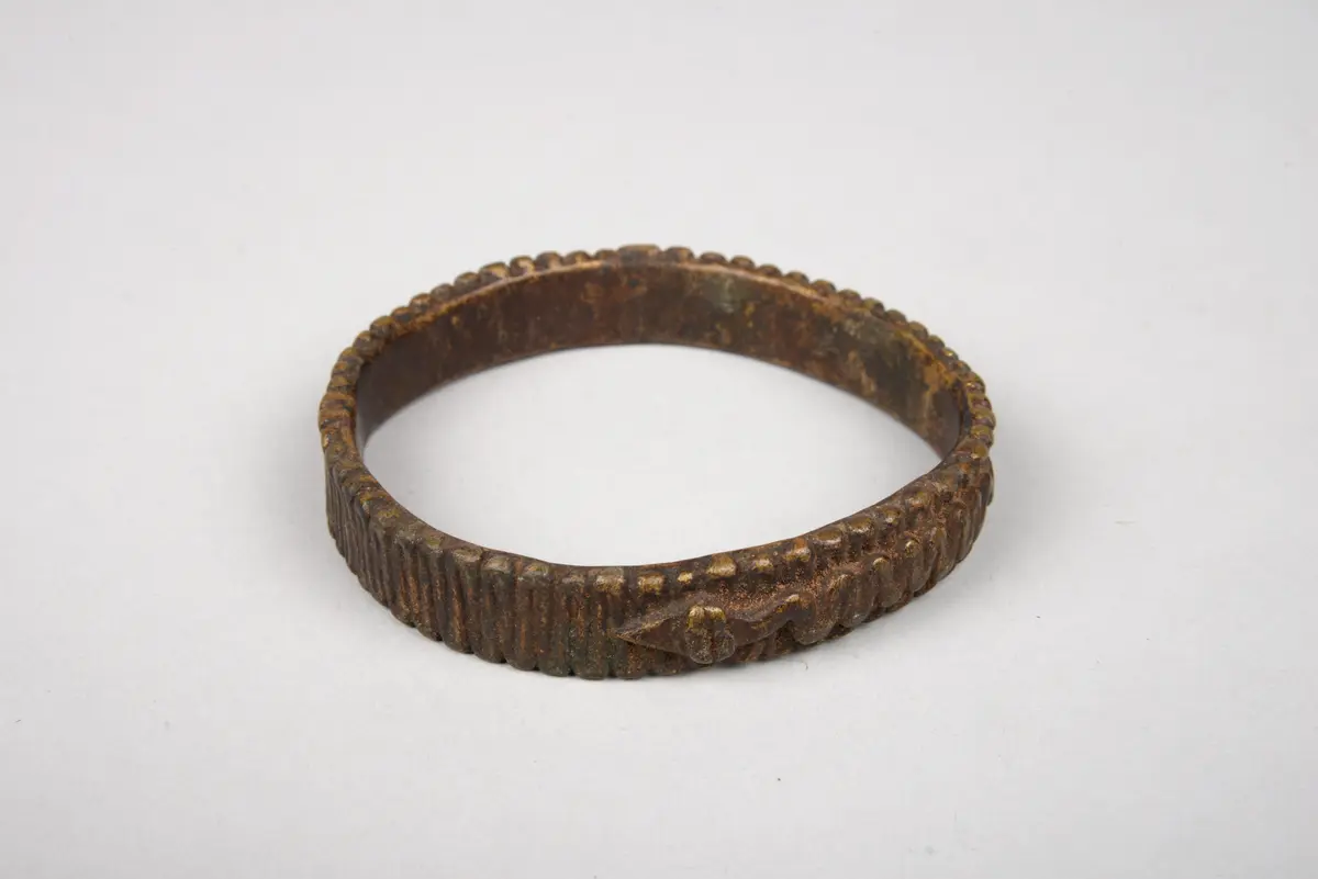 Armband einer verheirateten Frau 