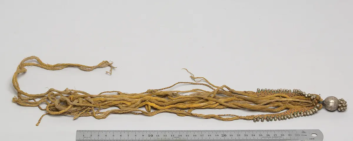 Stirnschmuck