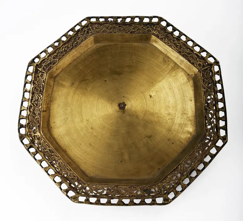 Plate