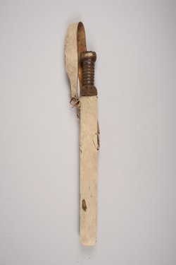 Schwert mit Scheide