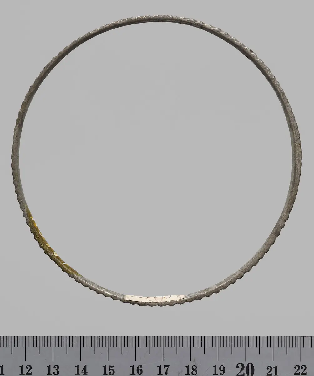 Armreifen