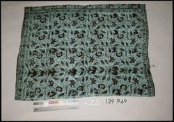 Sarong, Batik