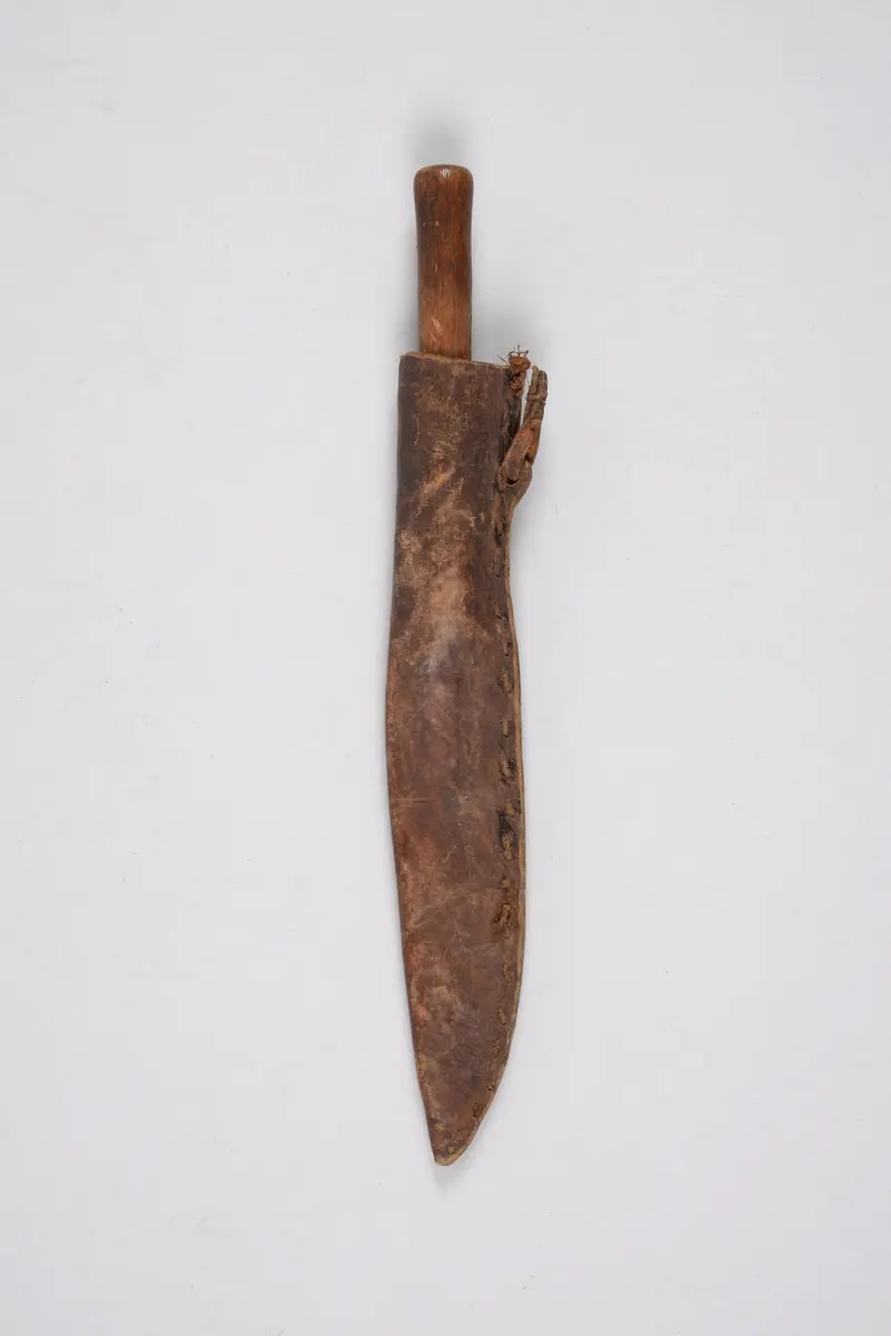 Messer mit Scheide