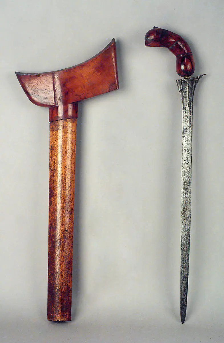 Kris with sheath