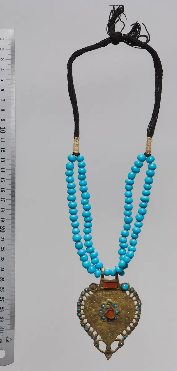 Brustschmuck