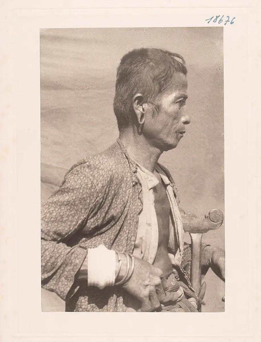 Silagoo Mann; männlicher Niaser. Gunung Sitoli