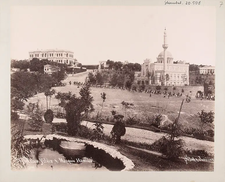 Palais Yildiz und Hanidie Moschee
