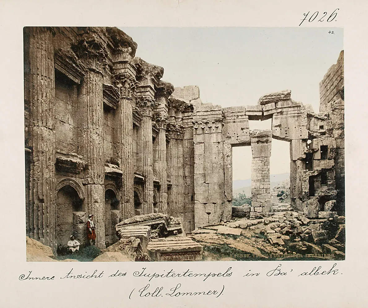 Innere Ansicht des Jupitertempels in Ba'albek