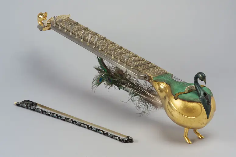 Saiteninstrument, Mayuri