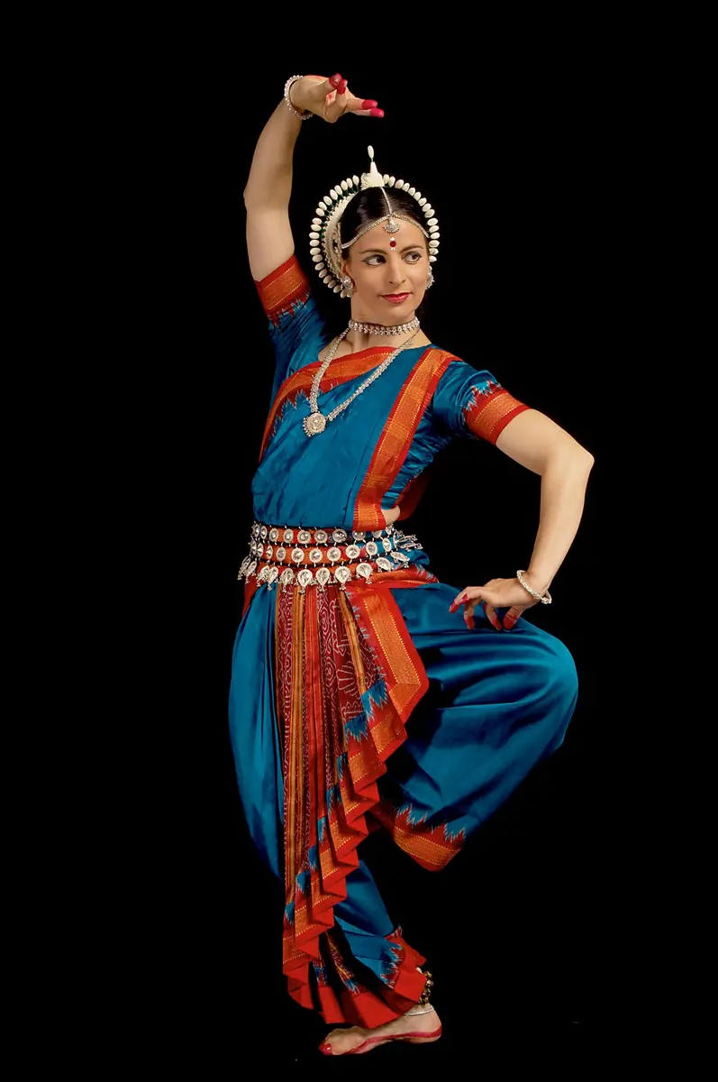 Odissi dance costume