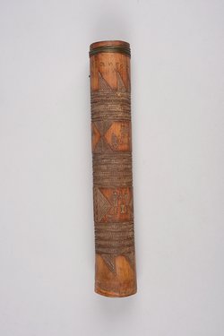 Behälter