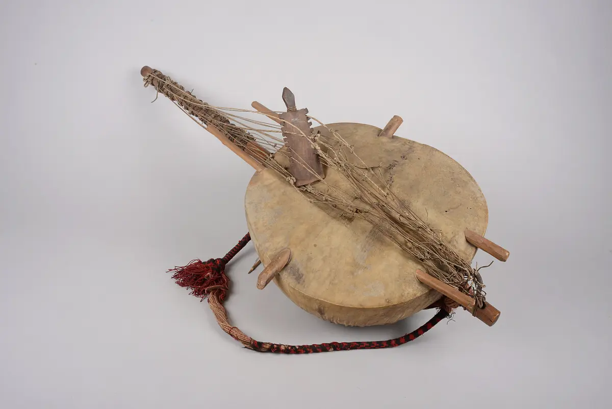 Instrument: Kora (Harp)