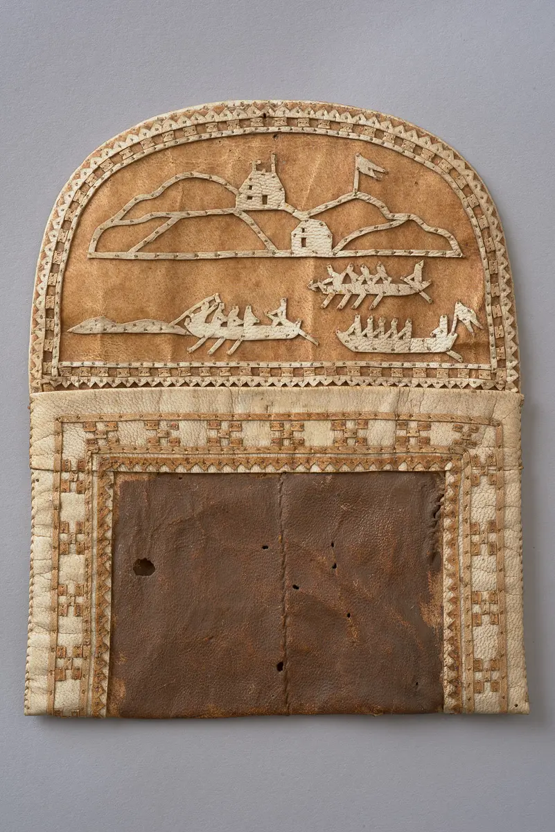 Pouch with hunting scene for marine mammals in coastal waters