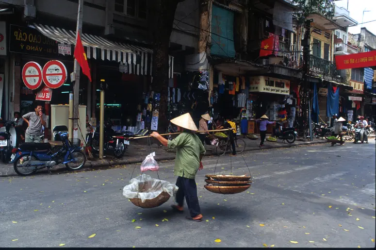 Lastenträgerin Saigon