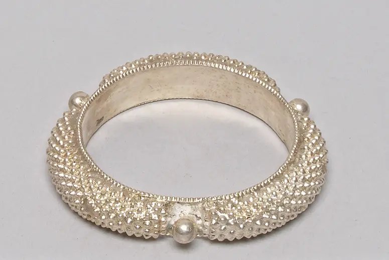 Armschmuck