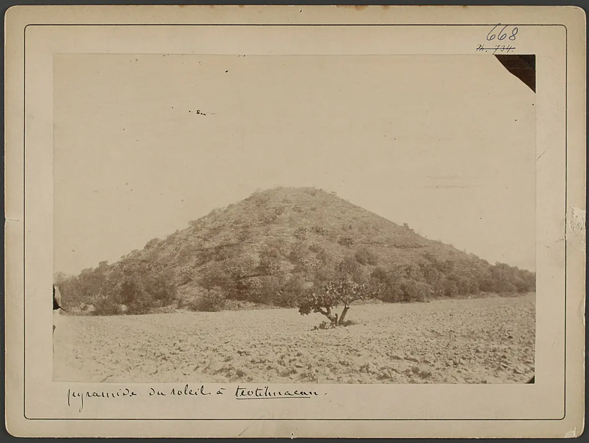 Sonnenpyramide in Teotihuacan