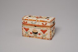 Quilled box
