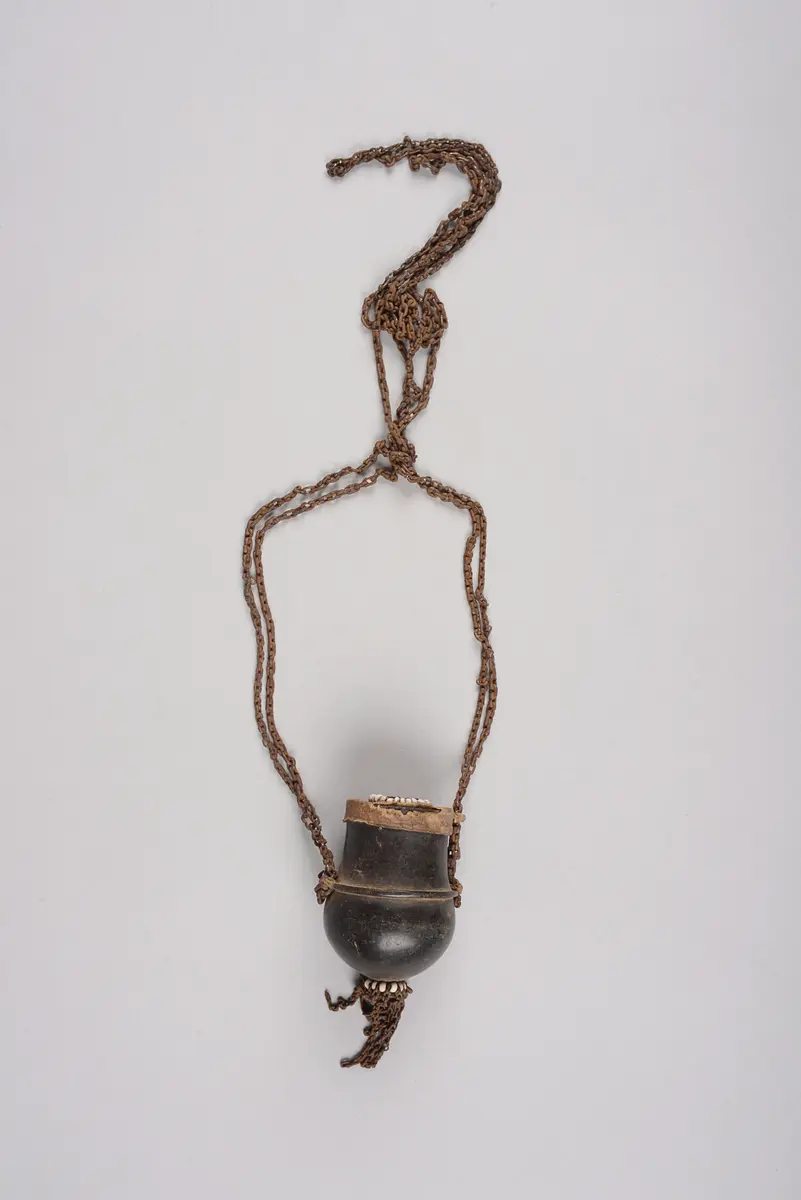 Schnupftabakbehälter auf Kette