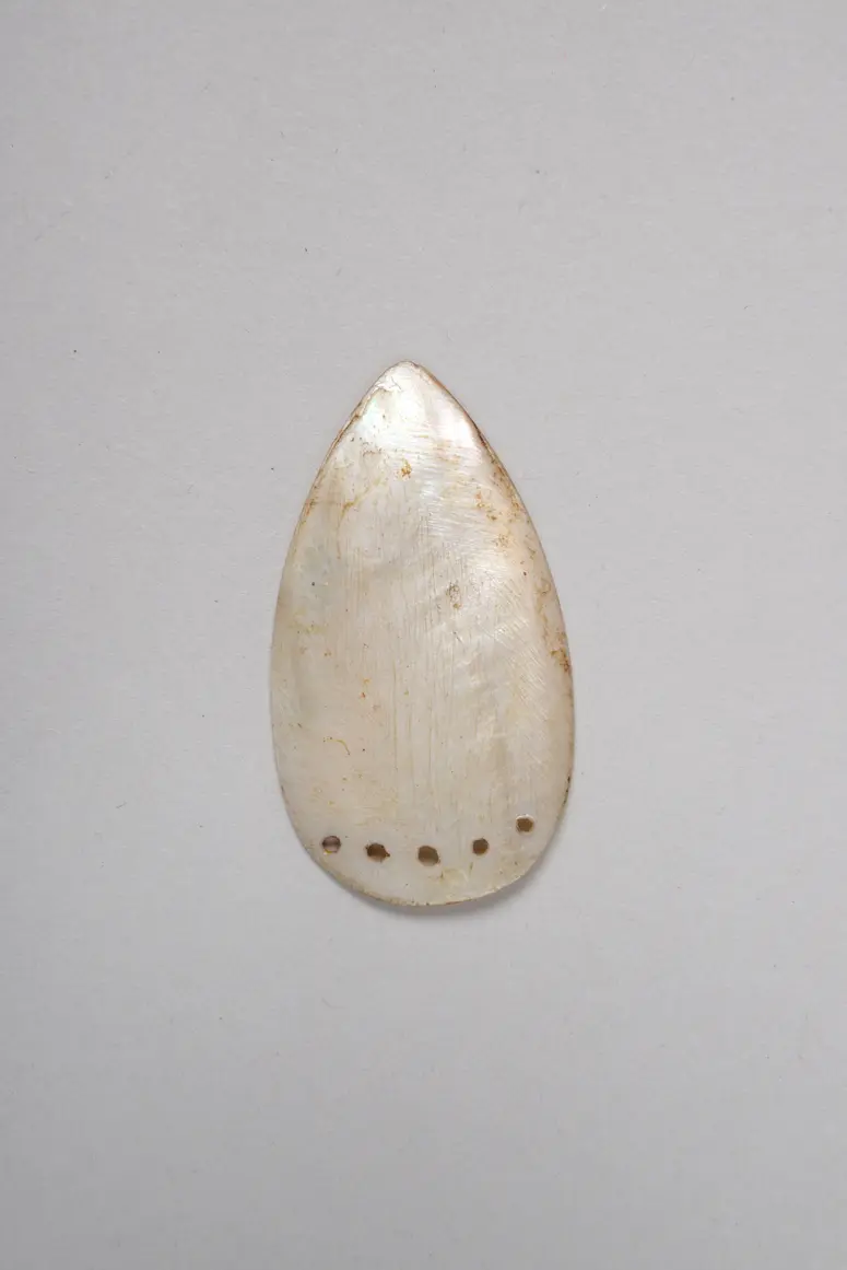 Stirnschmuck