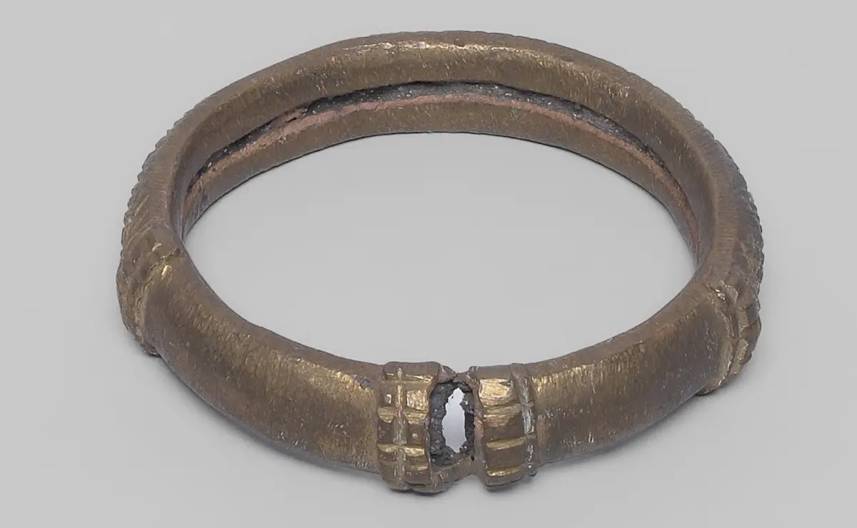 Beinschmuck
