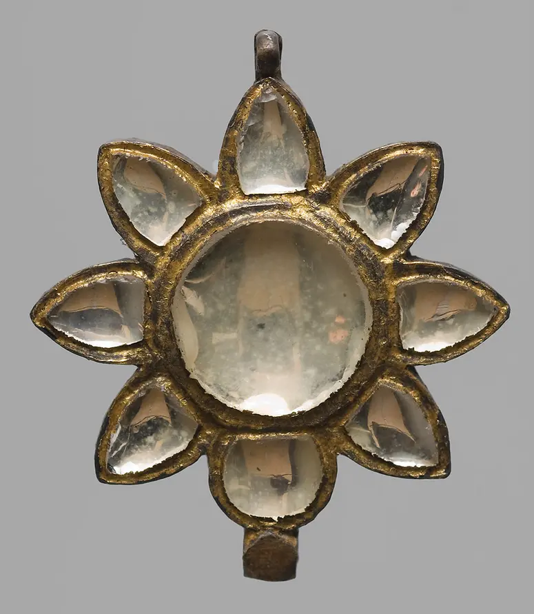 Stirnschmuck