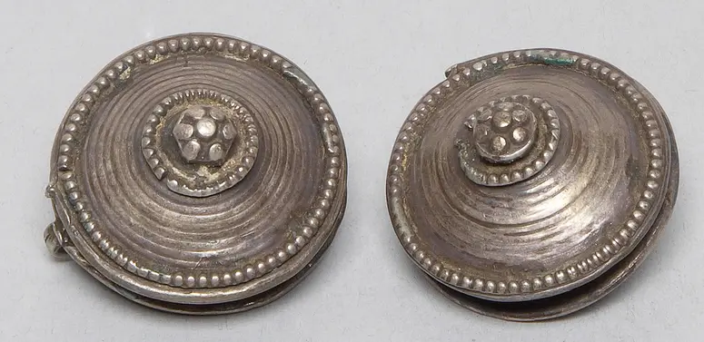 Ohrschmuck