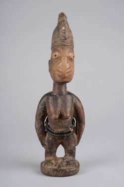 Weibliche Ibeji Zwillingsfigur