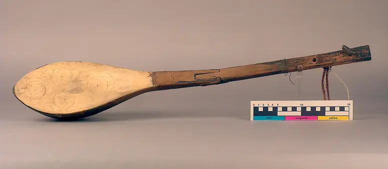 Laute (Tambura)