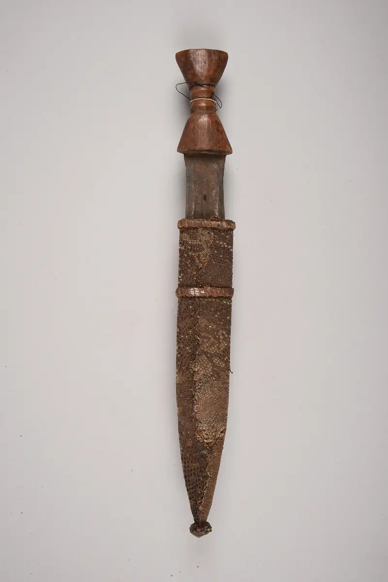 Messer mit Scheide