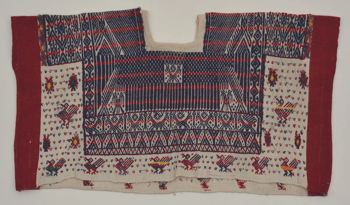 Alte Zeremonialhuipil (?) mit doppelköpfigen Vögeln (Habsburg?)