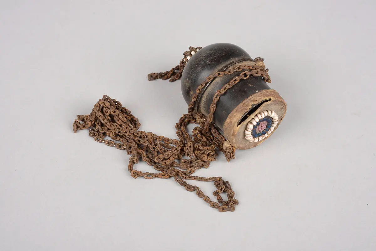 Schnupftabakbehälter auf Kette