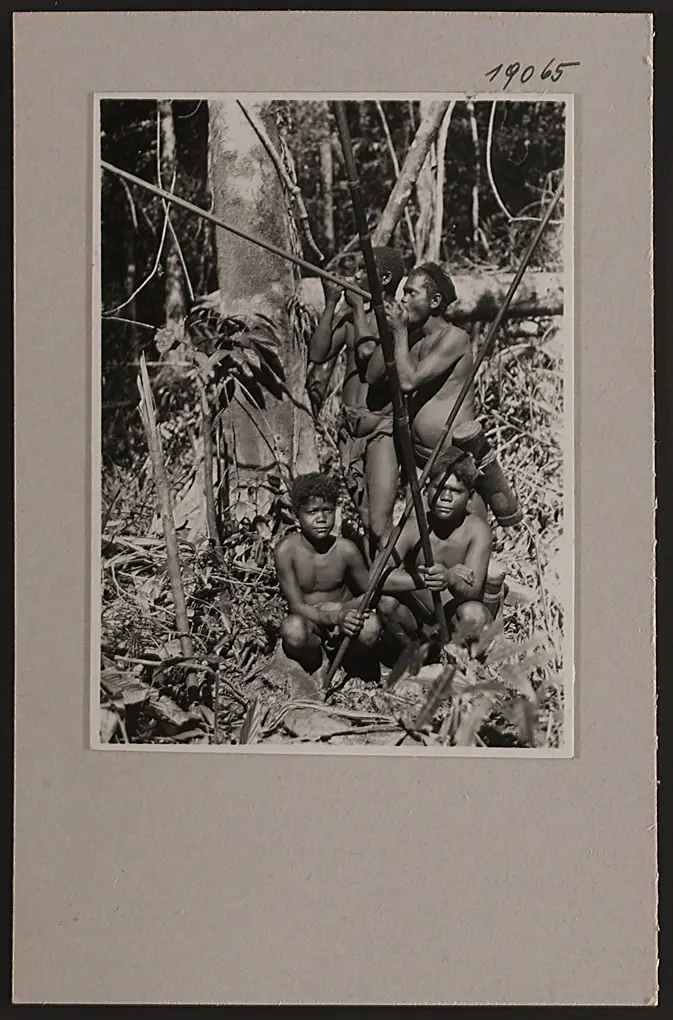 Semang Batek with blowpipe