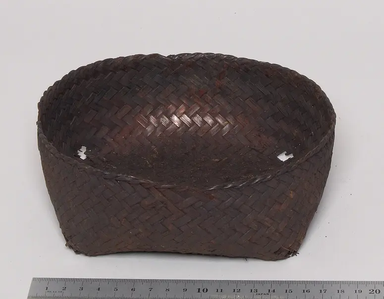 Korbschüssel (Wayu)