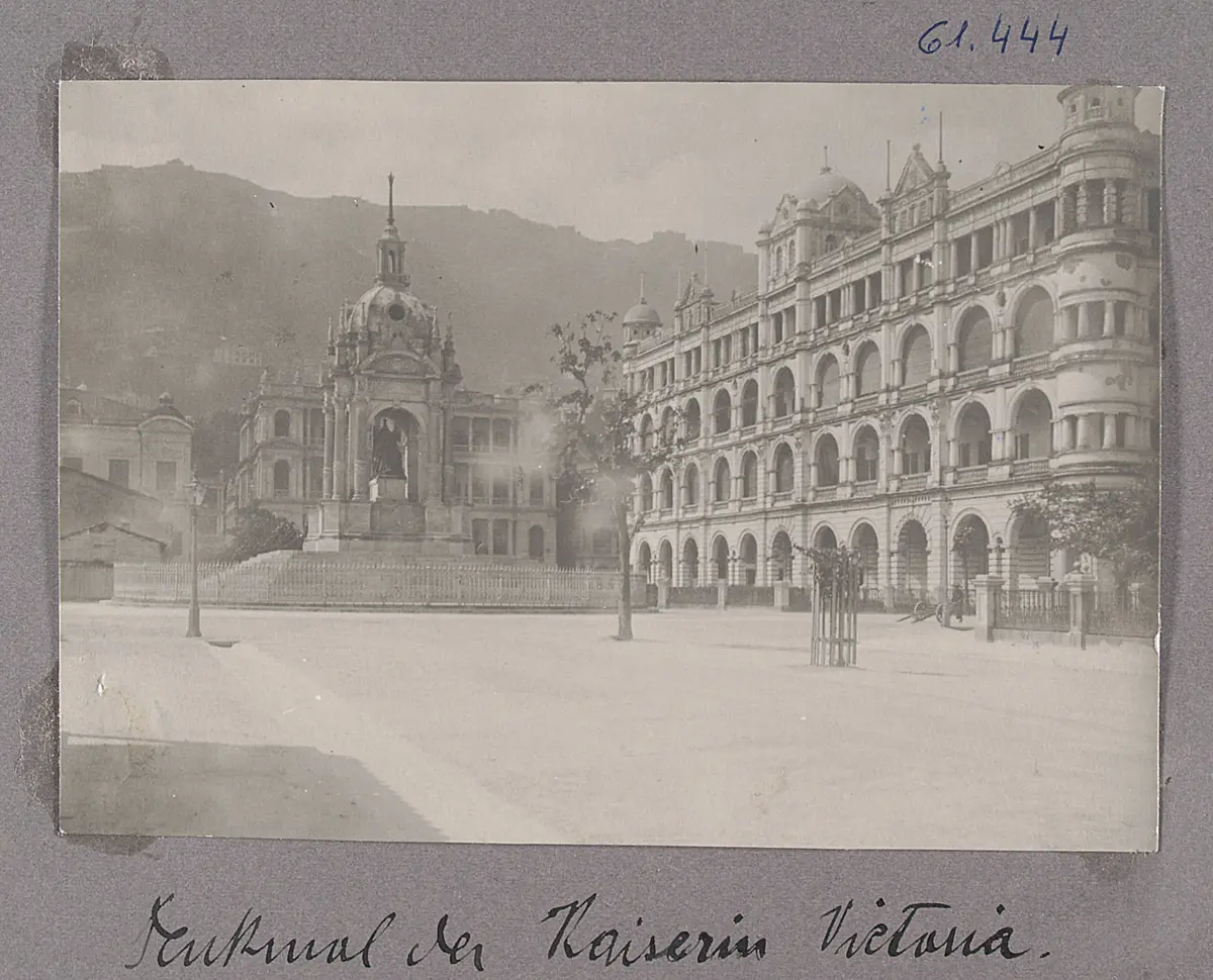 Honkong. Denkmal der Kaiserin Victoria